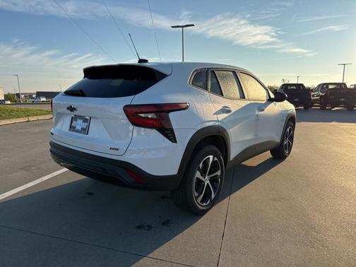 2025 Chevrolet Trax FWD 1RS