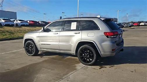 2021 Jeep Grand Cherokee Laredo