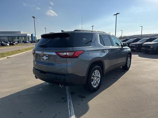 2021 Chevrolet Traverse LT Leather