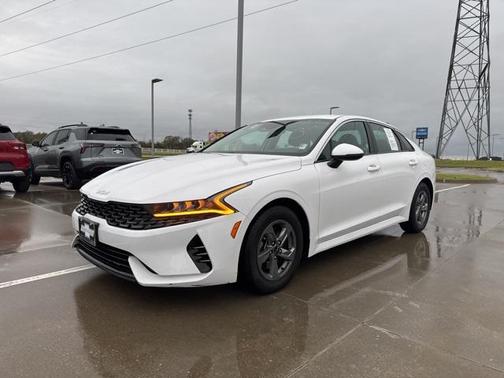 2023 Kia K5 LXS