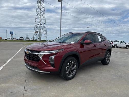 2024 Chevrolet Trax LT