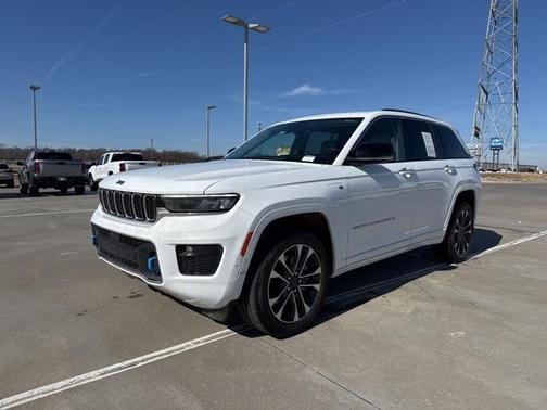 2022 Jeep Grand Cherokee 4xe Overland