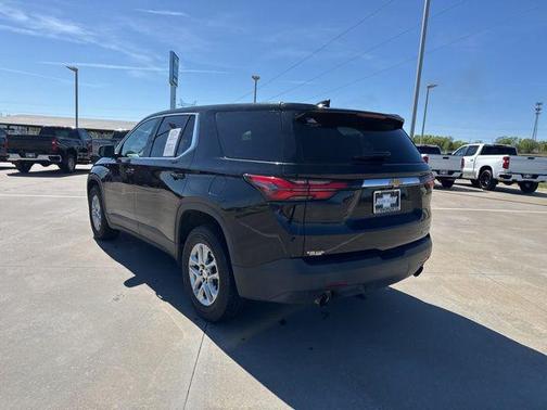 2022 Chevrolet Traverse LS