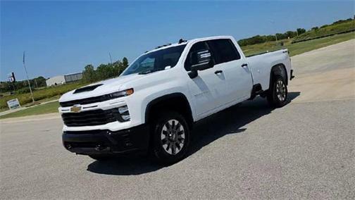 2026 Chevrolet Silverado 2500 Custom