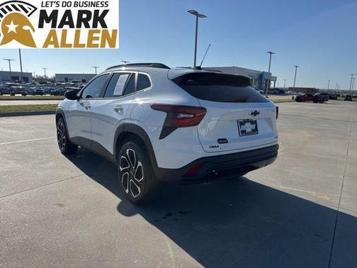 2025 Chevrolet Trax FWD 2RS