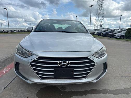 Symphony Silver 2018 Hyundai ELANTRA SE