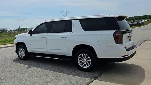 Summit White 2026 Chevrolet Suburban LS