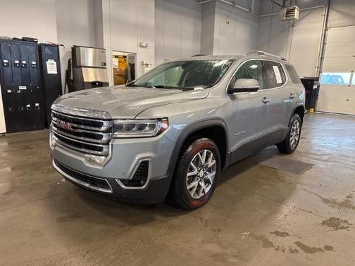 2023 GMC Acadia FWD SLT