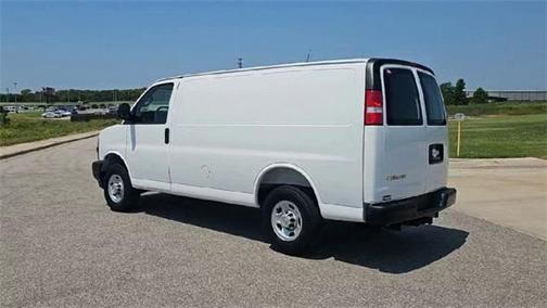 2025 Chevrolet Express 2500 RWD 2500 Regular Wheelbase WT