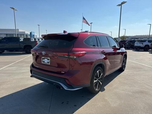 2021 Toyota Highlander XSE