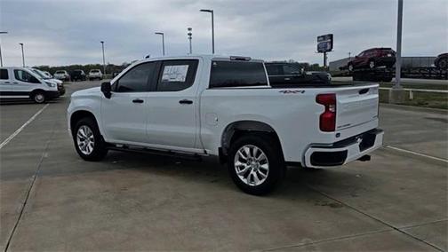 2025 Chevrolet Silverado 1500 Custom