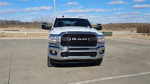 2024 RAM 3500 Big Horn Crew Cab 4x4 8' Box