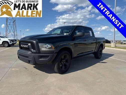 2024 RAM 1500 Classic Warlock Crew Cab 4x4 5'7' Box