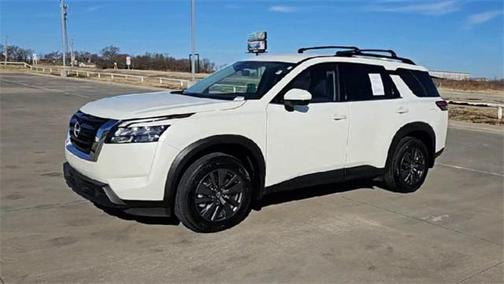2023 Nissan Pathfinder SV FWD