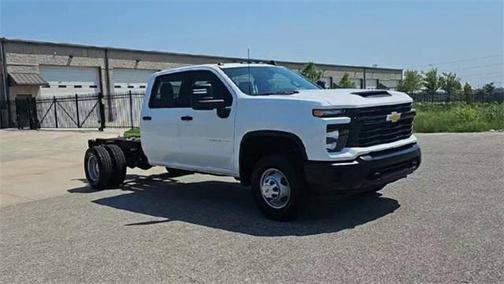 2025 Chevrolet Silverado 3500 WT