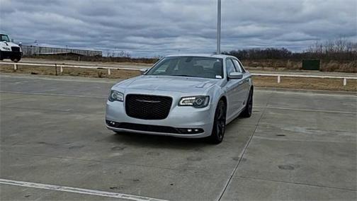 2022 Chrysler 300 S
