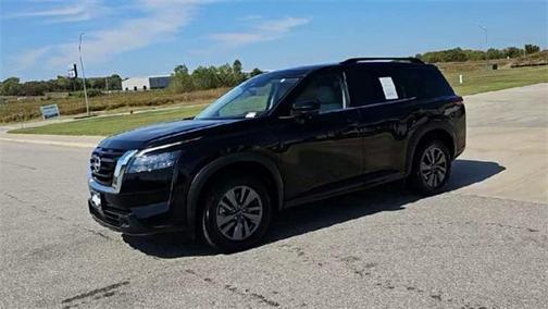 2024 Nissan Pathfinder SV FWD