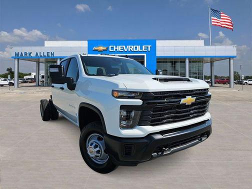Summit White 2026 Chevrolet Silverado 3500 WT