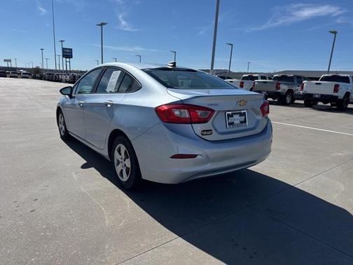 2017 Chevrolet Cruze LS
