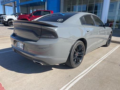 2018 Dodge Charger SXT