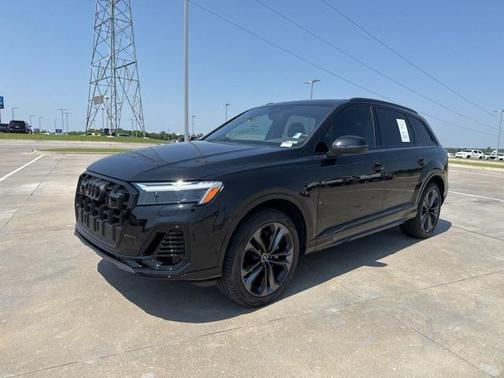 2025 Audi Q7 55 Premium Plus