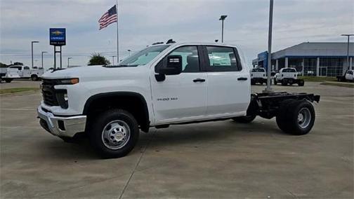 2025 Chevrolet Silverado 3500 WT