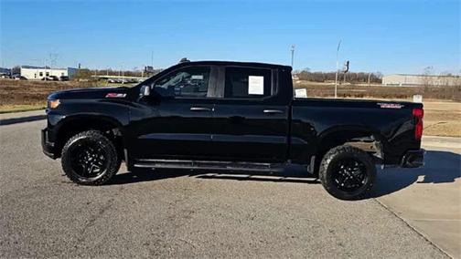 2022 Chevrolet Silverado 1500 Custom Trail Boss