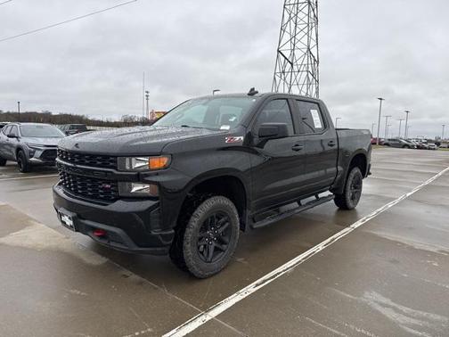 2022 Chevrolet Silverado 1500 Custom Trail Boss