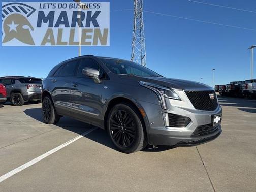 2020 Cadillac XT5 Sport