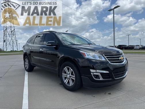 2017 Chevrolet Traverse 2LT
