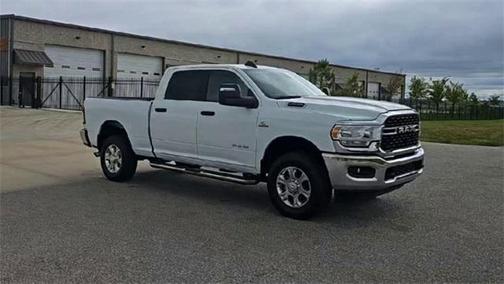2024 RAM 2500 Big Horn Crew Cab 4x4 6'4' Box