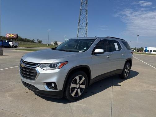 2020 Chevrolet Traverse LT Leather