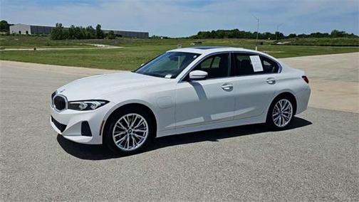 2024 BMW 330e Base