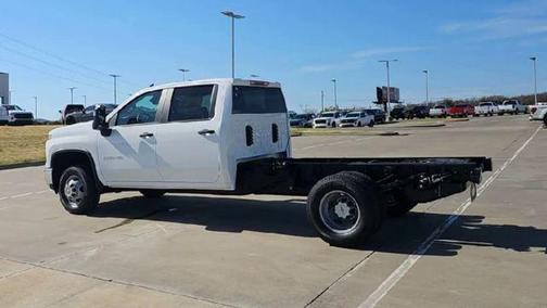 Summit White 2026 Chevrolet Silverado 3500 WT