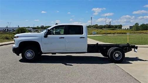 2026 Chevrolet Silverado 3500 WT