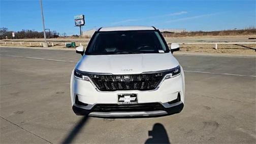 2024 Kia Carnival LX