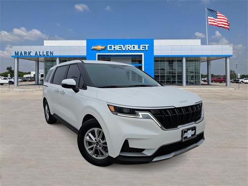 2024 Kia Carnival LX