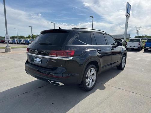 2021 Volkswagen Atlas 3.6L SE w/Technology