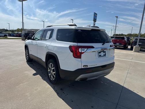 2023 GMC Acadia FWD SLT