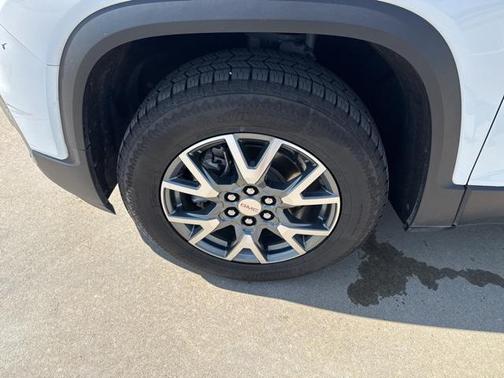 2023 GMC Acadia FWD SLT