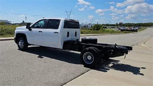 2026 Chevrolet Silverado 3500 WT