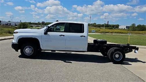 2026 Chevrolet Silverado 3500 WT