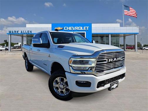 2024 RAM 2500 Laramie Crew Cab 4x4 6'4' Box