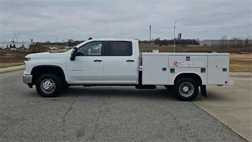 2026 Chevrolet Silverado 3500 WT