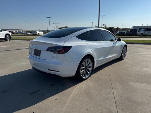 2020 Tesla Model 3 Standard Range