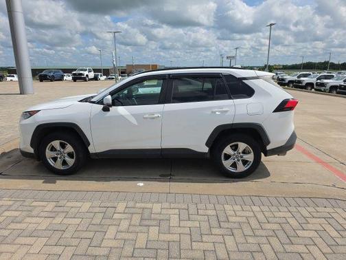 Super White 2021 Toyota RAV4 XLE