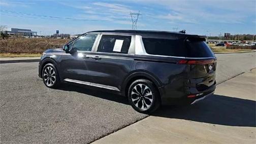 2024 Kia Carnival EX