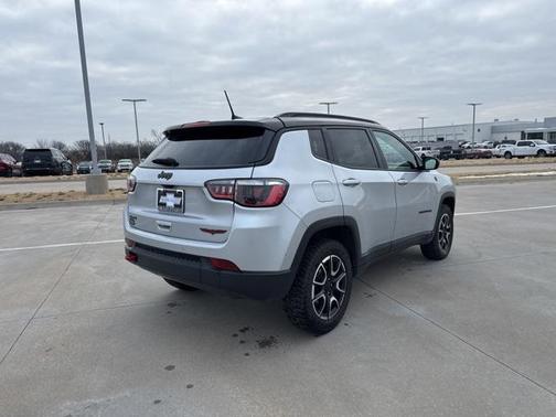 2024 Jeep Compass Trailhawk