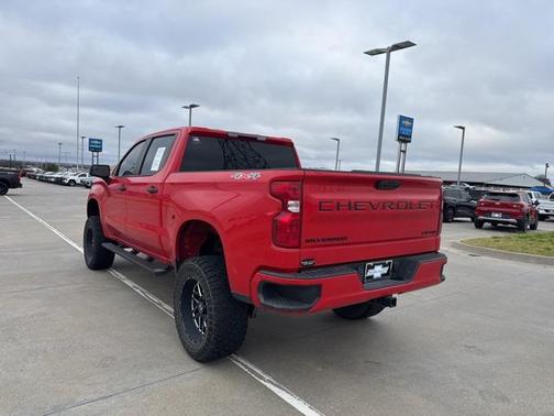 2022 Chevrolet Silverado 1500 Custom