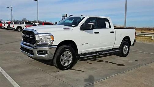 2024 RAM 2500 Big Horn Crew Cab 4x4 6'4' Box